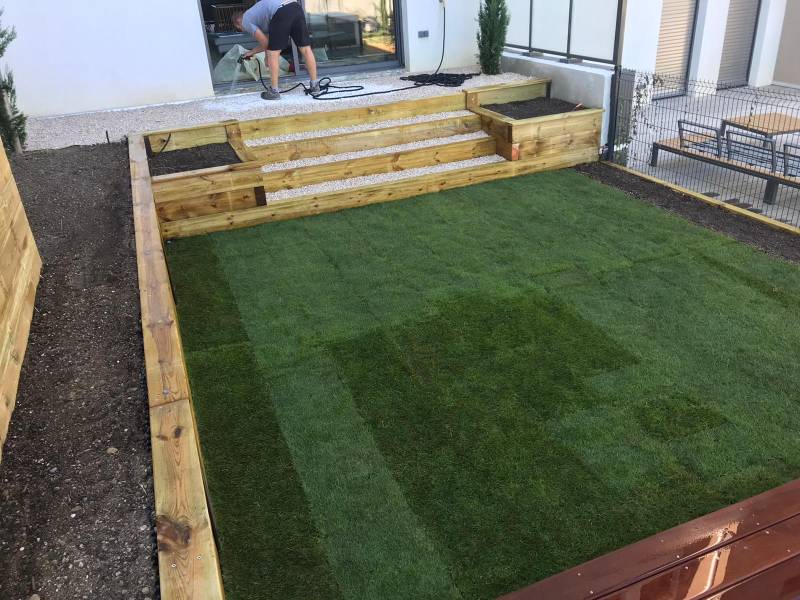 pose de gazon synthétique à saint andré de corcy