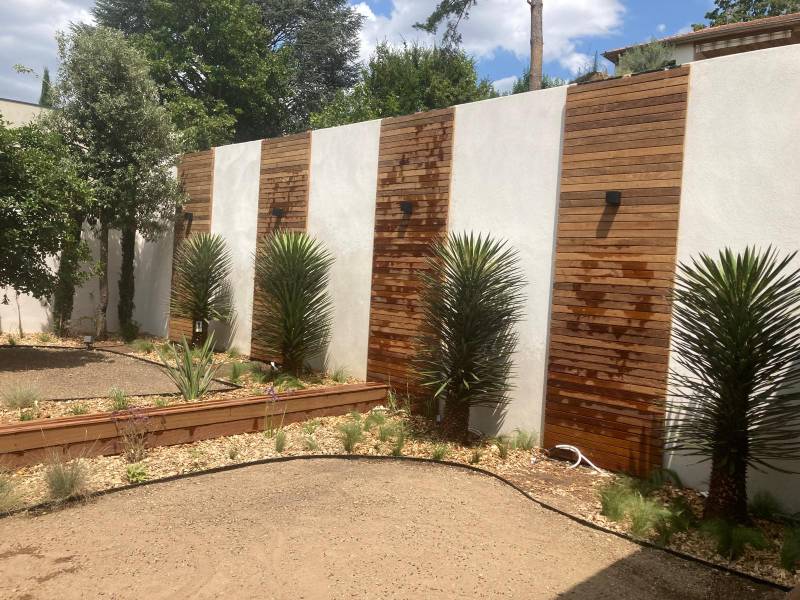 Paysagiste pour entretien de jardins/ parcs de propriétés, domaines, villas ou fermes (2 à 3 hectares) à Villars-les-Dombes et alentours