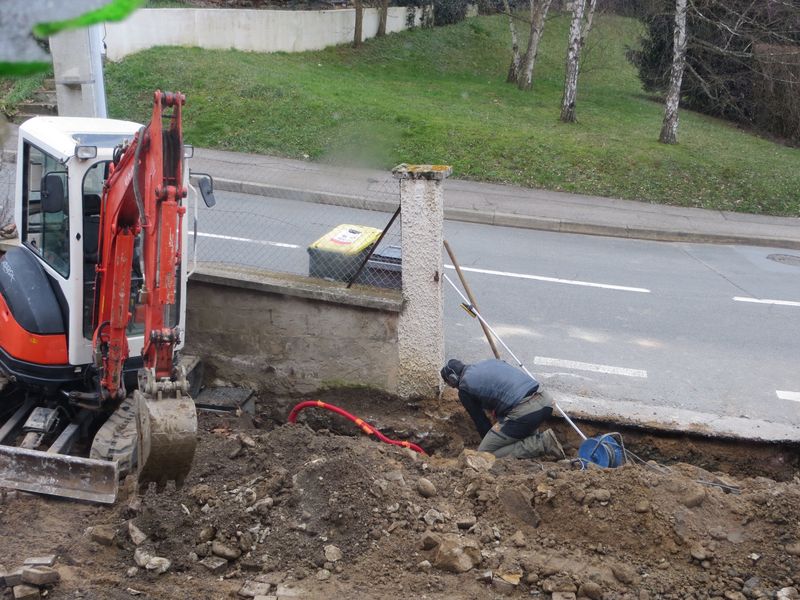 Terrassement, création d'un seuil de portail et piliers à Saint Didier au Mont d'or